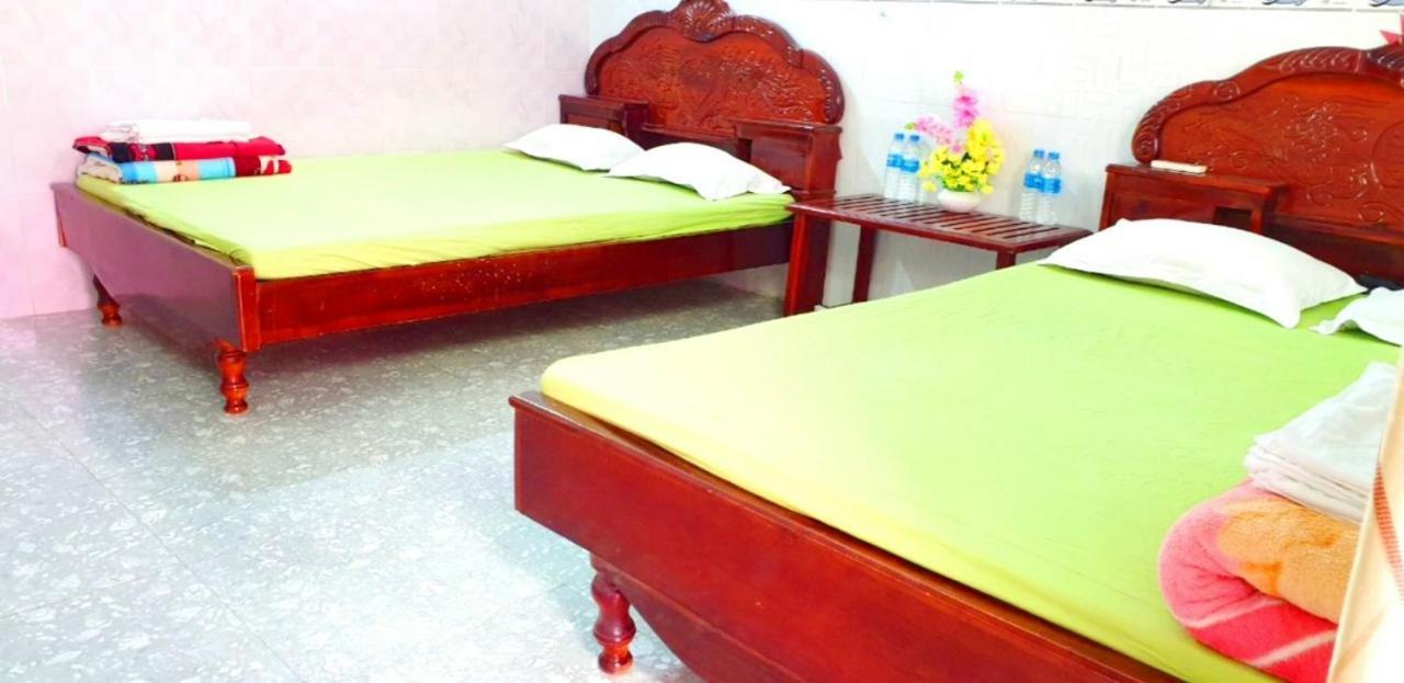 Thuy Hang Motel Long Hai Bagian luar foto